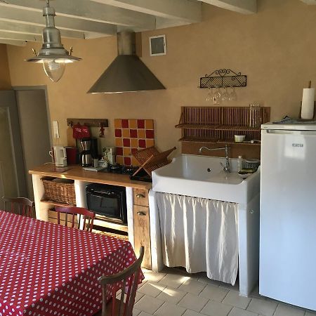 Gite Le Puy Rabasteau Chantonnay Extérieur photo