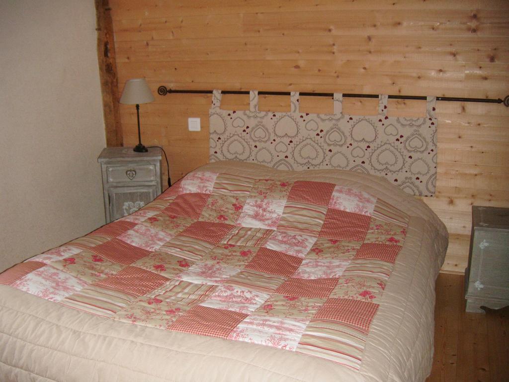 Gite Le Puy Rabasteau Chantonnay Chambre photo